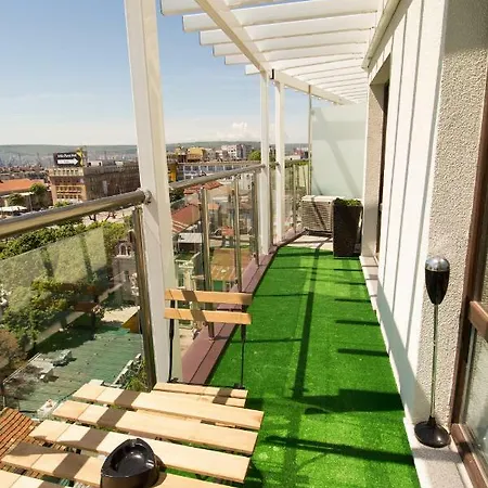 Vista Suites Apartment *