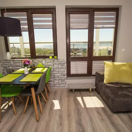 Vista Suites Apartment